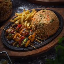 Veg Shashlik Chinese Sizzler With Chilli Garlic Sauce By Chef Sanjyotkeer Yf Sizzler Recipes Mexican Food Recipes Appetizers Indian Food Recipes Vegetarian