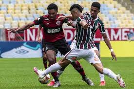 Digão marca no fim pelo flu Flamengo X Fluminense Tudo Sobre Transmissao Do Sbt E Times Da Final Do Carioca Superesportes