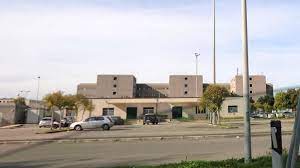 Leggi su sky tg24 l'articolo santa maria capua vetere, in un video le violenze in carcere detenuti picchiati con manganelli e calci. Santa Maria Capua Vetere Iniziano I Lavori Di Allacciamento Alla Rete Idrica Del Carcere Dopo 25 Anni Senza Acqua