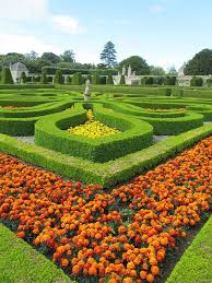 Pitmedden Garden Parterre Aberdeenshire Scotland Beautiful Gardens Gardens Of The World Topiary Garden