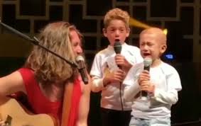 Vitor kley — vitor kley fala sobre morena 00:47. Menina Com Cancer Se Emociona Cantando O Sol Ao Lado De Vitor Kley Emais Estadao