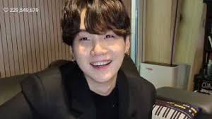 Check spelling or type a new query. Viral Kotak Kosong Surat Suara Diganti Foto Suga Bts Publik Saling Tuduh Suara Jatim