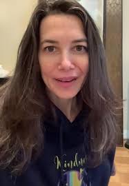 #radiatingreal #linkedinfam #humbled #grateful #linkedinfam  #shoutoutsaturday #fsha #ffem #radiatingreal #voiceyourvibe #mentalhealth  #family #community #friendship #together