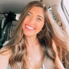 Bethany Dill's Instagram, Twitter & Facebook