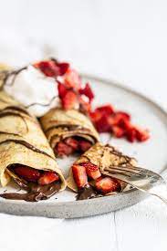 How To Make Easy Crepes Comment Faire Des Crepes Faire Des Crepes Recette De Crepes Sucrees