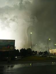 The tornado and huge hailstones struck several towns and villages including hodonin, where in addition to causing injuries the extreme weather. 0knn Ibijszwm