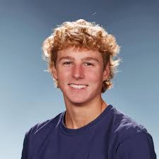 Henry Pettit's Instagram, Twitter & Facebook