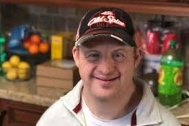 Tiene síndrome de Down y lo despidieron por no trabajar como una "persona  normal"