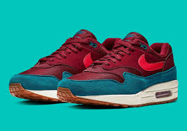 Nike Air Max 1 Teal Burgundy Ah8145 601 Sneakernews Com Sneakers Nike Air Max Nike