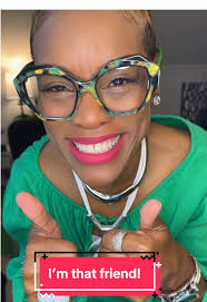 Thrifting Style Tips: How to Be That Friend