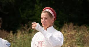 The blood eagle is one of the most graphic, cruel, and lengthy torture methods ever described. I Want To Eat The Midsommar Feasts