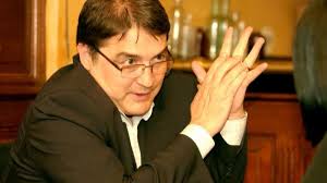 Ambasadorul româniei în germania, emil hurezeanu, a trimis o scrisoare către agenția de presă deutschee presse agentur, în care a solicitat corectarea informațiilor conform cărora, la 1 decembrie, românia a sărbătorit 100 de ani de la anexarea unei părți din ungaria. Emil Hurezeanu Ambasadorul Romaniei In Germania Romania Va Intra In SpaÅ£iul Schengen In Iunie