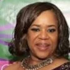 Tracey Artis's Instagram, Twitter & Facebook