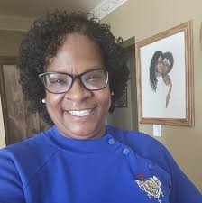 Wishing our Undergraduate Chapter Coordinator Selicia Sellers a very happy  birthday! Enjoy your day Madam UCC Lisa Sellers!! 💙💛💙💛 #happybirthday  #leadwithloveandaction #SGRhoNER...