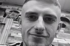 Shana Squires's Instagram, Twitter & Facebook