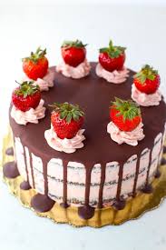 I made it last night and gave it to my this diabetic birthday cake recipe is so delicious because it has a spongy and very moist vanilla cake and a fudgy and addicting chocolate. Sugar Free Gluten Free Chocolate Strawberry Cake Mom Loves Baking