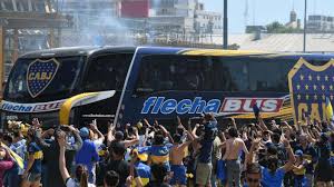 A violent, wild scene took place in south america soccer on tuesday night. Fussball Angriff Auf Mannschaftsbus Von Boca Juniors Sport Sz De