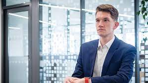 Podnikatel.cz » daně a účetnictví » 50 milionů, či více než miliarda kč? Je Mu 25 Let A Hleda Lidem Zapomenute Miliardy Z Kuponove Privatizace Podnikatel Cz