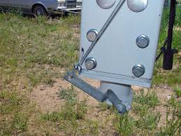 A gooseneck hitch is designed for use in a pickup truck similar to a fifth wheel. Popup Hitch Rv3 5th Wheel Conversion To Gooseneck