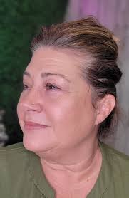 Look at her eyes come to life.... ❤️ These beautiful blues came alive with  her new brows! And let's not over look the way it light up her facial  features. Refreshed, renewed