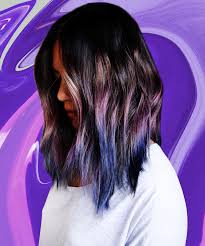 Www.orangerium.com www.orangeri.um.etsy.com #hairwand #hairfork #hairaccessories #hairjewelry #hairstick #haarstab #langehaarekeinemodeeinelebenseinstellung #langhaarnetzwerk #longhair #langeshaar #hairfork. Geode Hair Cool Style Purple Pink Blue Colors