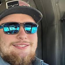 Jamie Cisneros's Instagram, Twitter & Facebook