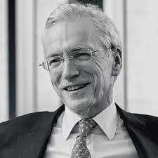 Christopher Saul's Instagram, Twitter & Facebook