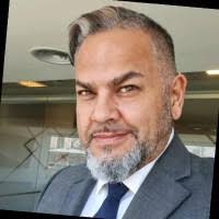 10+ perfiles de «Mester»