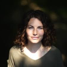 Siena Ward's Instagram, Twitter & Facebook