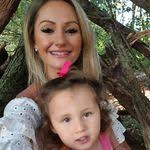 Christine Ducker's Instagram, Twitter & Facebook