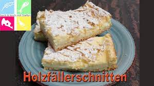 Lasse den fertigen kuchen vollständig. Holzfallerschnitten Blechkuchen Mit Quark Olteig Und Vanillequarkcreme Youtube