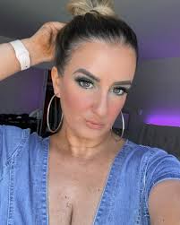 Vanessa Dailey MUA (@stylistvanessa) • Instagram photos and videos