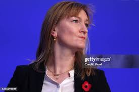 39 Dennis Stratton Stock Photos, High-Res Pictures, and Images