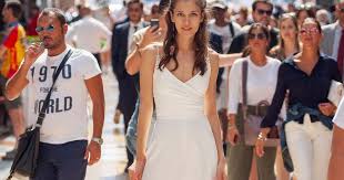 20 Wedding Pant Suits For The Bride Who Doesn T Want To Wear A Dress With so many different styles of wedding suits to choose from, this versatile outfit can easily be worn to your engagement party, rehearsal dinner, afterparty, and beyond. 20 wedding pant suits for the bride who