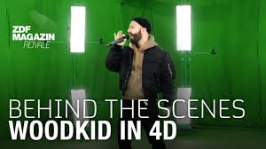 Dazu war das „neo magazin royale dann doch zu sehr insiderwitz. Making Of 4d Woodkid Performance Zdf Magazin Royale Youtube