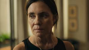 Renascer: Sandra terá outro bebê de João Pedro?