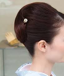 大島紬ヘアスタイル 横 卒業式 髪型 ミディアム 卒業式 髪型 留袖 ヘアスタイル