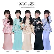 And also you will find here a lot of movies, music, series in hd quality. 40 Trend Terbaru Baju Kurung Moden Lace Kanak Kanak Lamaz Morradean