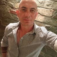 Ariel Volpe's Instagram, Twitter & Facebook