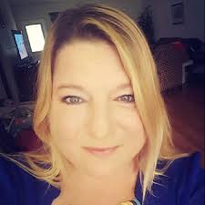 Dawn Rosenboom's Instagram, Twitter & Facebook