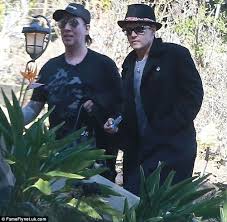 Johnny Depp Forever With Images Johnny Depp Johnny The Hollywood Vampires