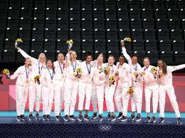 9 hours ago · o brasil encerrou as olimpíadas de tóquio no 12º lugar no quadro geral de medalhas, subindo uma posição em relação aos jogos do rio, em 2016: Jtirofhfeksxhm