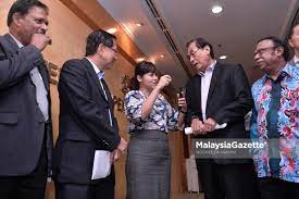 125/u/2002 tentang kalender pendidikan dan jumlah jam belajar efektif di sekolah. Timbalan Menteri Pendidikan Archives Malaysiagazette