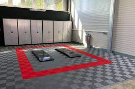 Bodenfliesen jetzt online bei hornbach österreich kaufen. Garagenboden Aus Kunststoff Mit Klicksystem