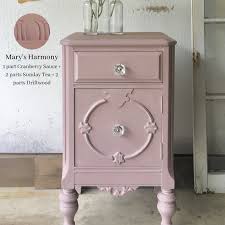 Pretty Pink Side Table Makeover With Furniture Paint Country Chic Paint Blog Pink Furniture Pink Painted Furniture Pink Side Table