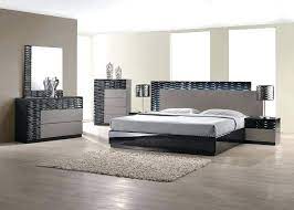 These complete furniture collections include everything you need to outfit the entire bedroom in coordinating style. King Light Wood Bedroom Set Bedroom Set Up