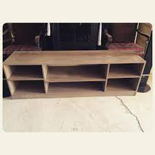 for sale t v cabinet wood size 150x45x40 new price 14 bd للبيع طاولة تلفزيون خشب مقاس 150x45x40 جديد السعر 14 bd tel 33770050