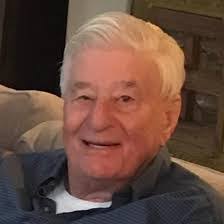 Robin Stringer's Instagram, Twitter & Facebook