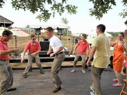 Jesco white, also known as the dancing outlaw (born july 30, 1956) is an american folk dancer and entertainer. How White People Dance Note I Am In The Picture So I Am Allowed To Make Fun Funny