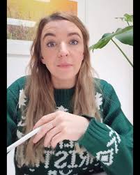 Holley's VIP Tropic Lounge